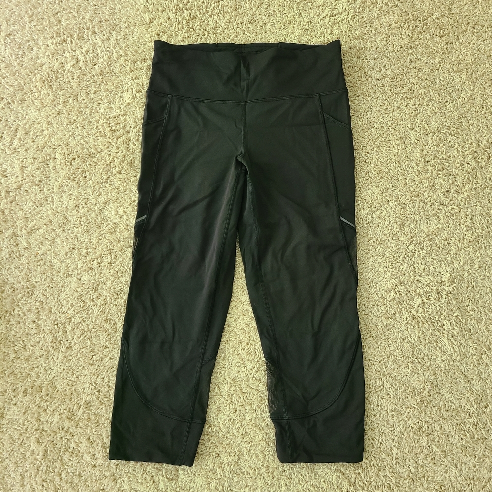 Lululemon cropped leggings size 6